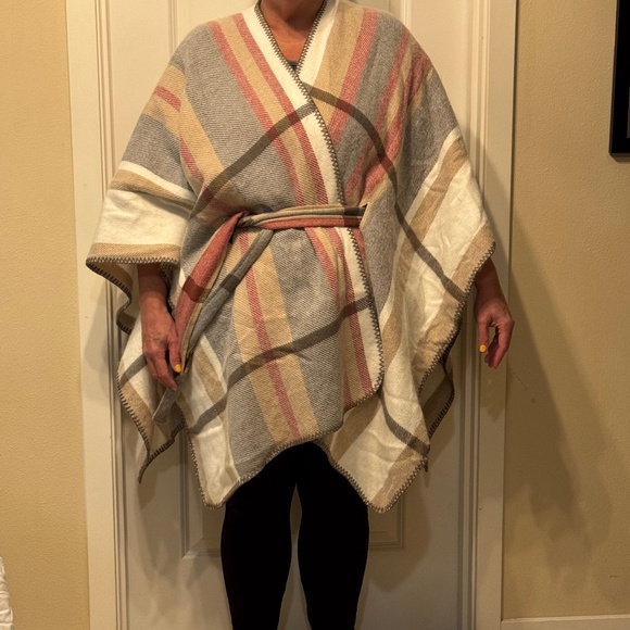 Plaid Ruana Wrap w/ Belt - Picture 3 of 3